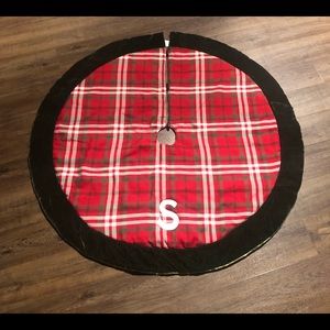 Plaid Tree Skirt with Letter S Embroidery